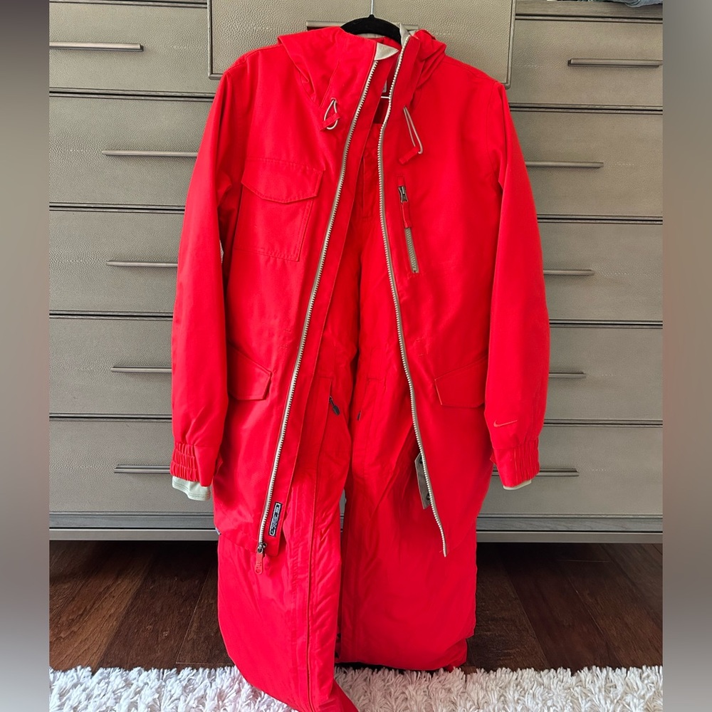 Nike Red Storm-FIT Snow Jacket S and Pants XS